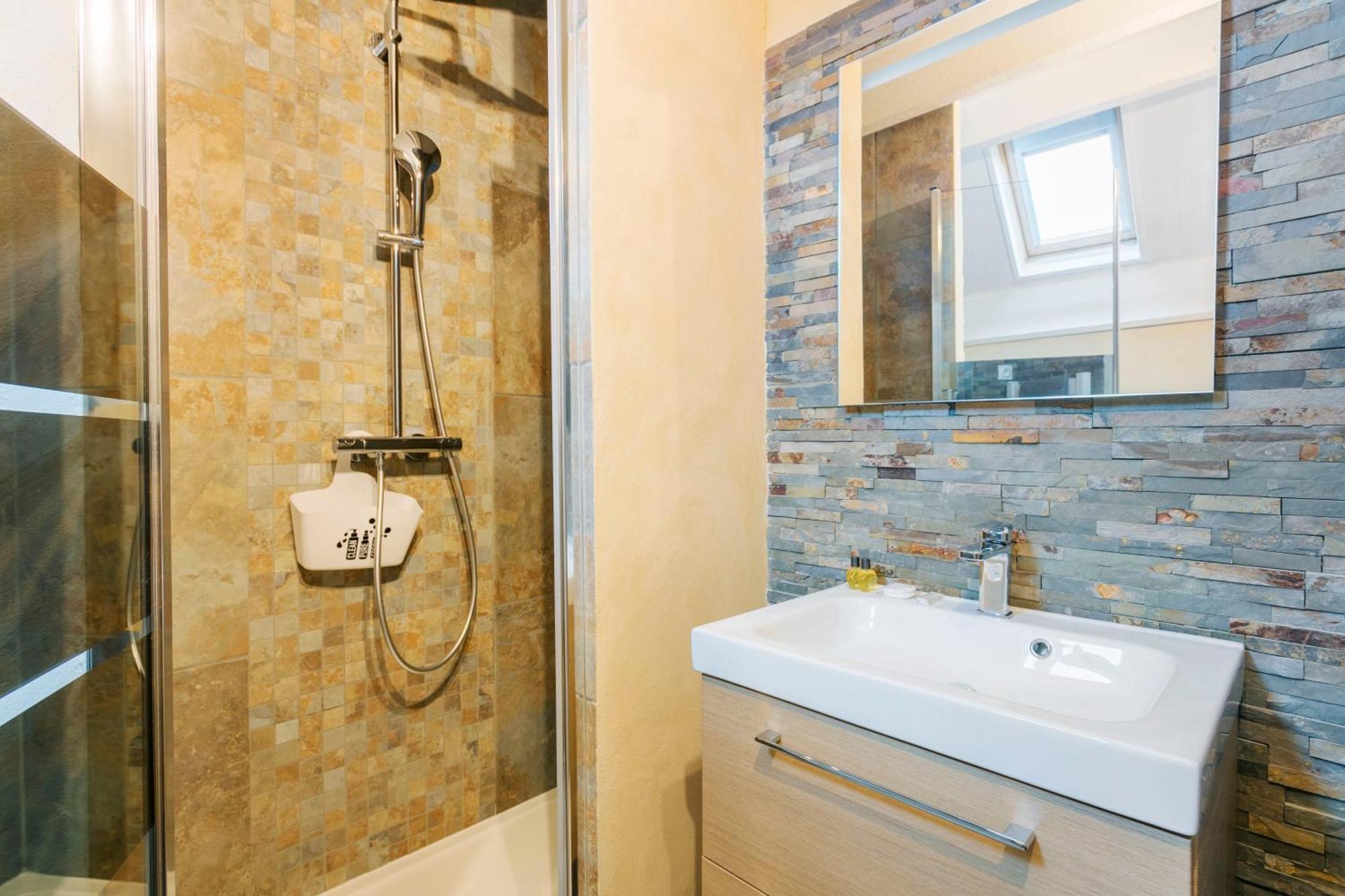 Apartamento Roissy Appartements *